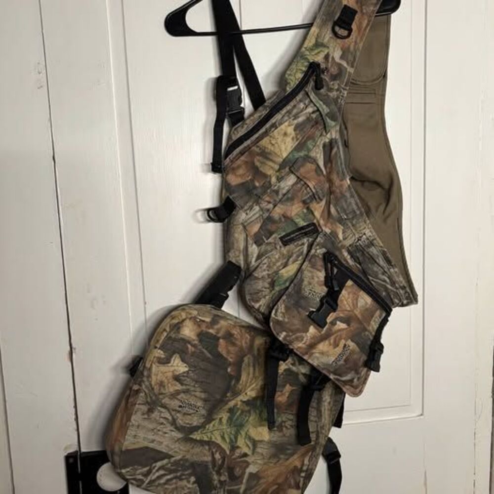 VINTAGE Little Big Horn Outdoors Turkey Hunting Chest/Sling Pack w/ Seat